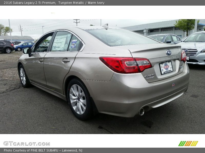 Tungsten Metallic / Warm Ivory 2016 Subaru Legacy 2.5i Premium