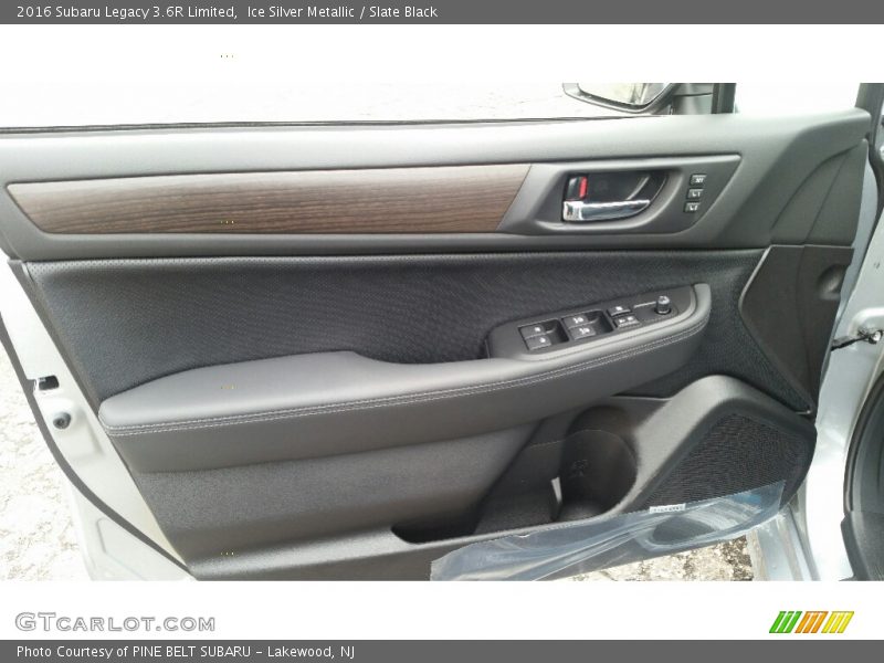 Ice Silver Metallic / Slate Black 2016 Subaru Legacy 3.6R Limited
