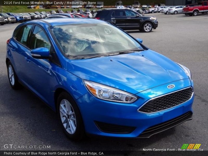 Blue Candy / Medium Light Stone 2016 Ford Focus SE Hatch