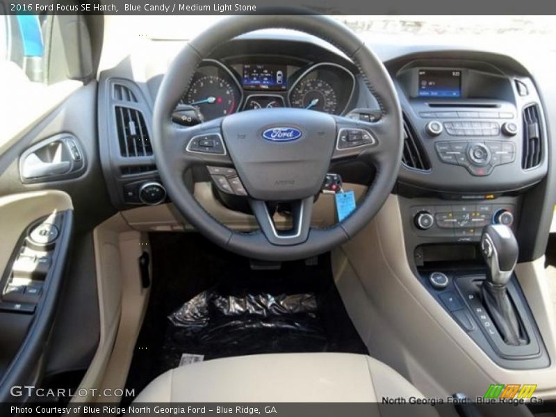 Blue Candy / Medium Light Stone 2016 Ford Focus SE Hatch