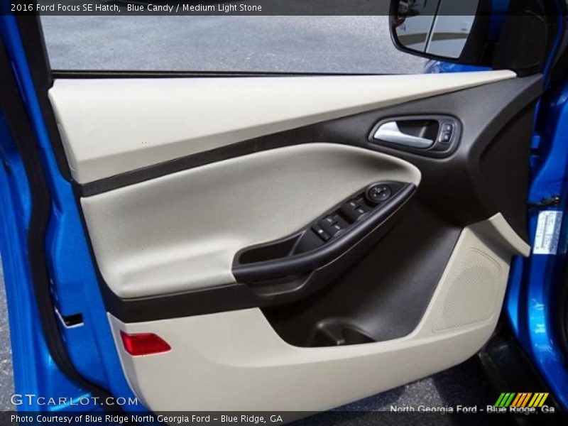 Blue Candy / Medium Light Stone 2016 Ford Focus SE Hatch