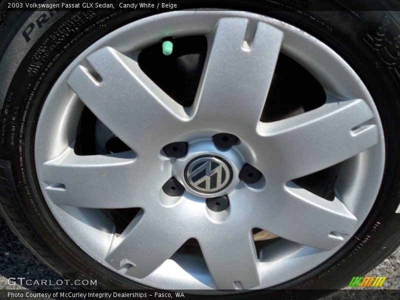 Candy White / Beige 2003 Volkswagen Passat GLX Sedan