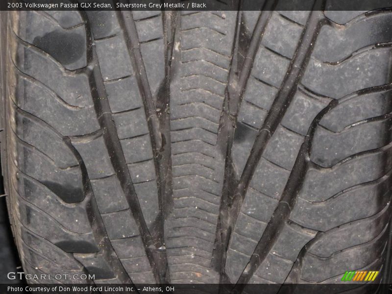 Silverstone Grey Metallic / Black 2003 Volkswagen Passat GLX Sedan