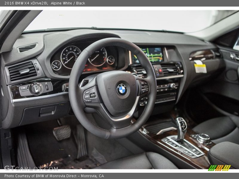 Alpine White / Black 2016 BMW X4 xDrive28i
