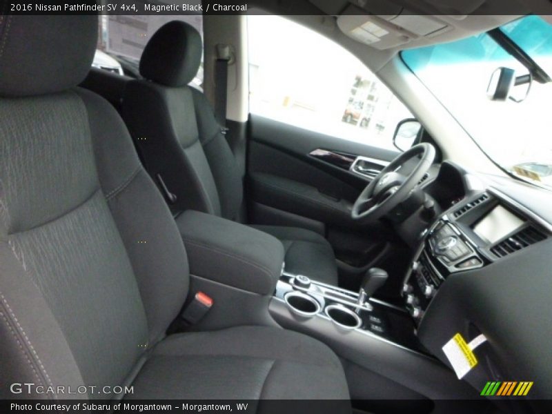 Magnetic Black / Charcoal 2016 Nissan Pathfinder SV 4x4