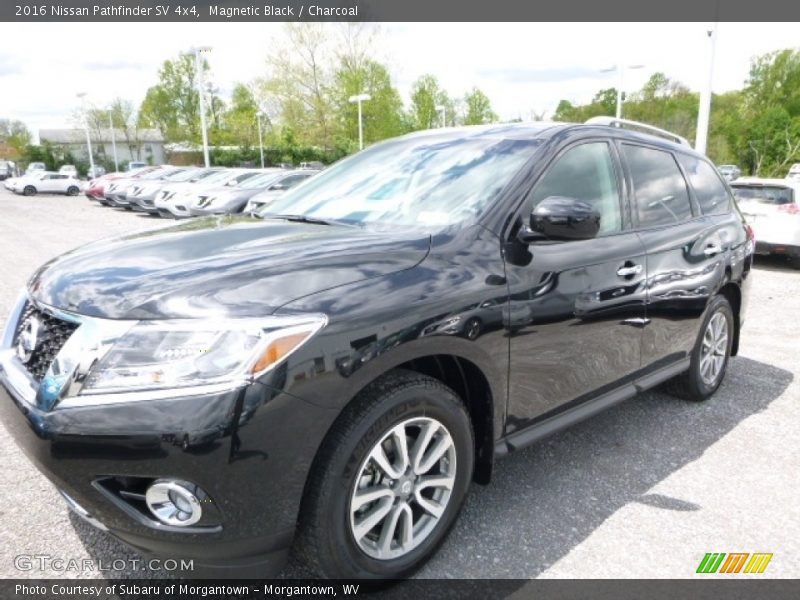 Magnetic Black / Charcoal 2016 Nissan Pathfinder SV 4x4
