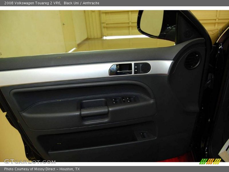 Black Uni / Anthracite 2008 Volkswagen Touareg 2 VR6