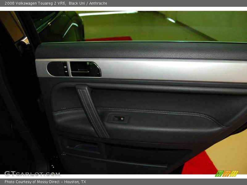 Black Uni / Anthracite 2008 Volkswagen Touareg 2 VR6
