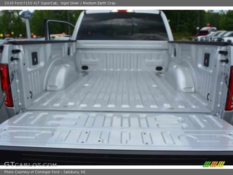 Ingot Silver / Medium Earth Gray 2016 Ford F150 XLT SuperCab