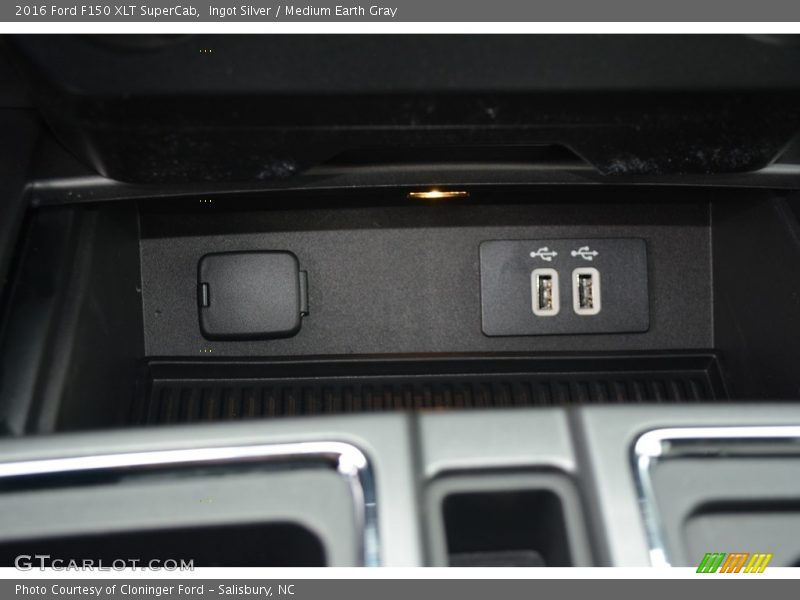 Ingot Silver / Medium Earth Gray 2016 Ford F150 XLT SuperCab