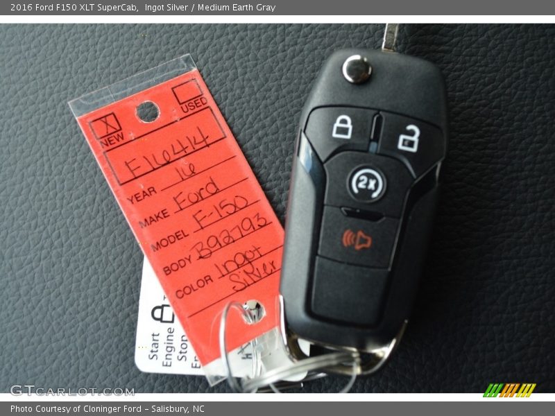 Ingot Silver / Medium Earth Gray 2016 Ford F150 XLT SuperCab