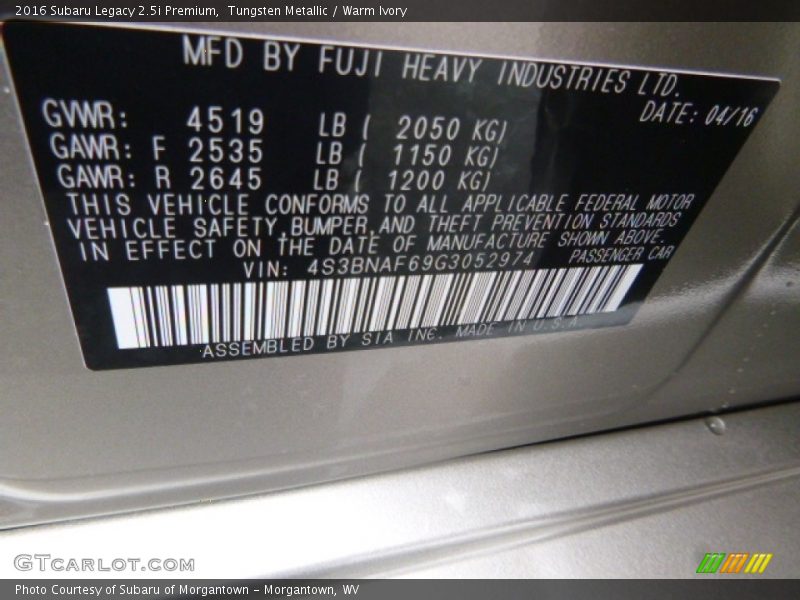 Tungsten Metallic / Warm Ivory 2016 Subaru Legacy 2.5i Premium