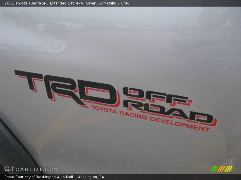 Silver Sky Metallic / Gray 2001 Toyota Tundra SR5 Extended Cab 4x4