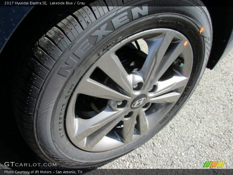 Lakeside Blue / Gray 2017 Hyundai Elantra SE