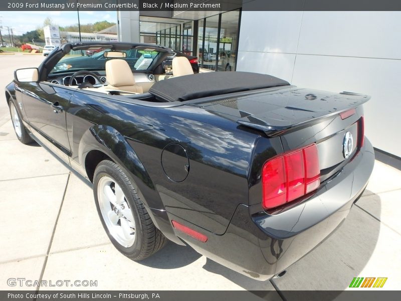 Black / Medium Parchment 2009 Ford Mustang V6 Premium Convertible