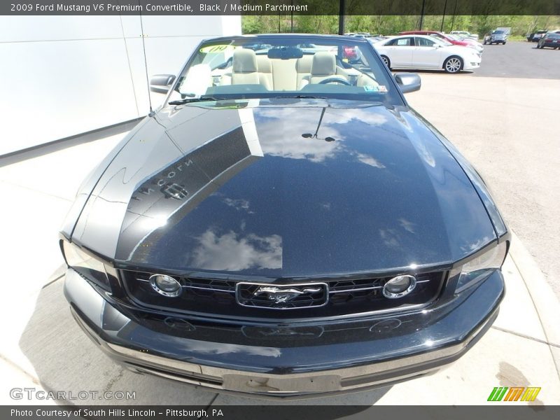 Black / Medium Parchment 2009 Ford Mustang V6 Premium Convertible