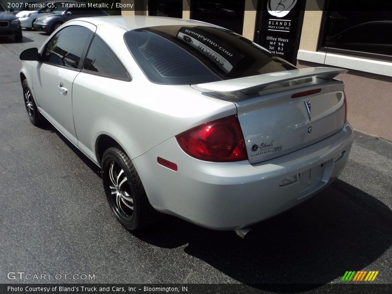 Titanium Metallic / Ebony 2007 Pontiac G5