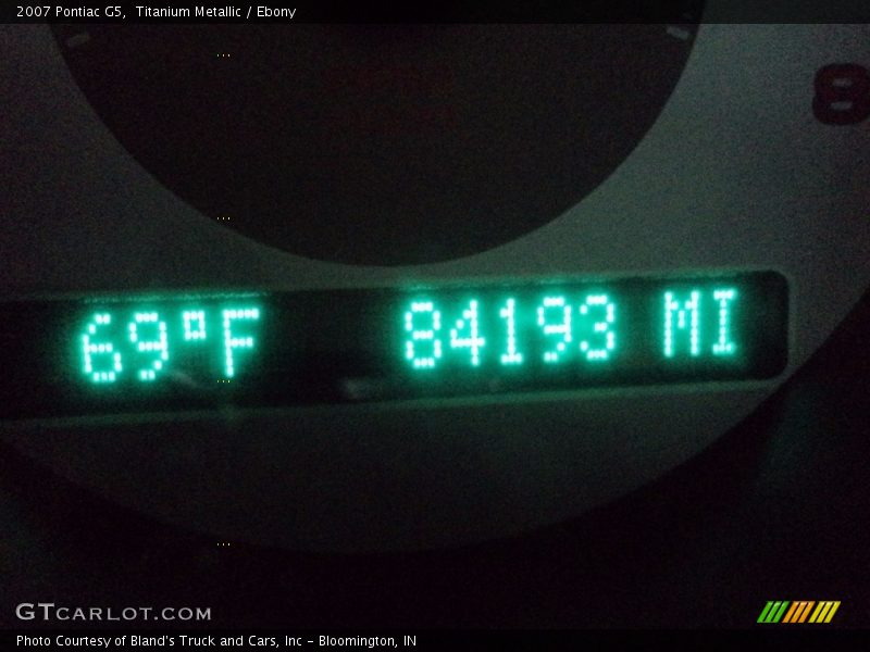 Titanium Metallic / Ebony 2007 Pontiac G5