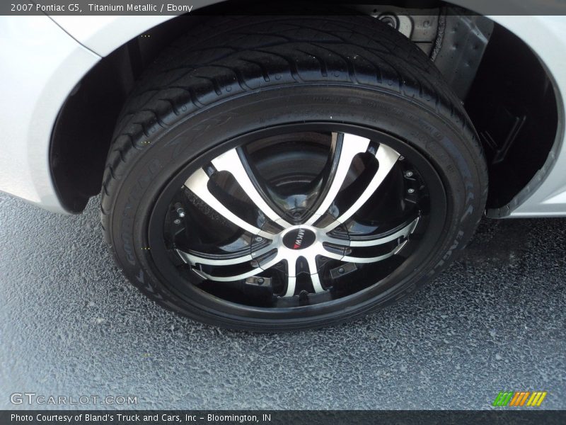 Titanium Metallic / Ebony 2007 Pontiac G5