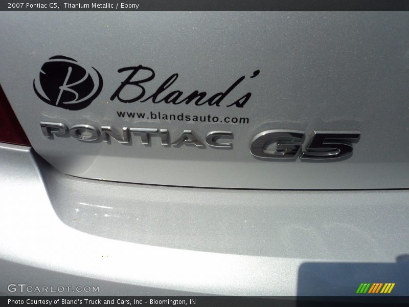 Titanium Metallic / Ebony 2007 Pontiac G5