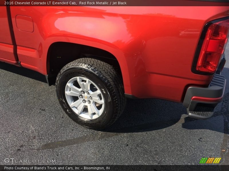 Red Rock Metallic / Jet Black 2016 Chevrolet Colorado LT Extended Cab