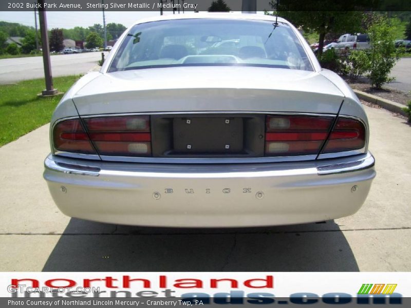 Sterling Silver Metallic / Medium Gray 2002 Buick Park Avenue