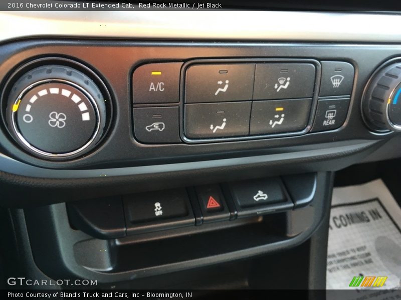 Red Rock Metallic / Jet Black 2016 Chevrolet Colorado LT Extended Cab