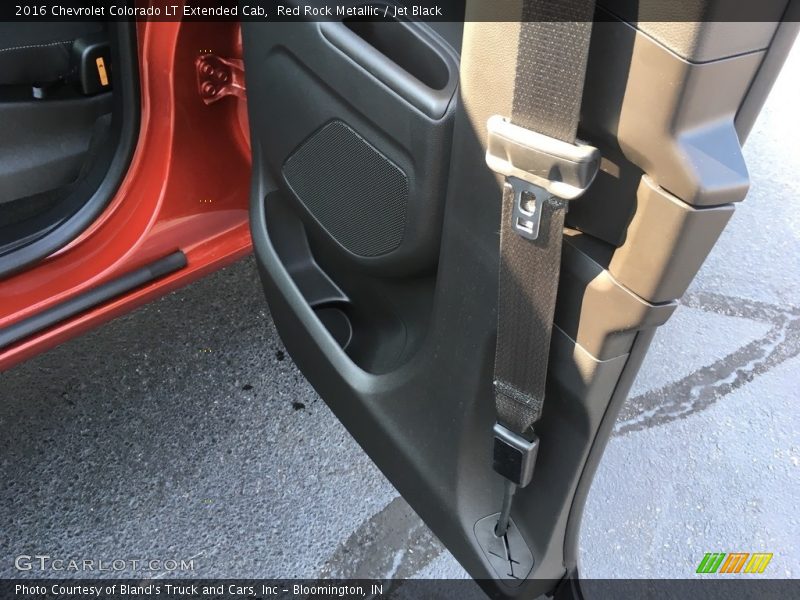 Red Rock Metallic / Jet Black 2016 Chevrolet Colorado LT Extended Cab