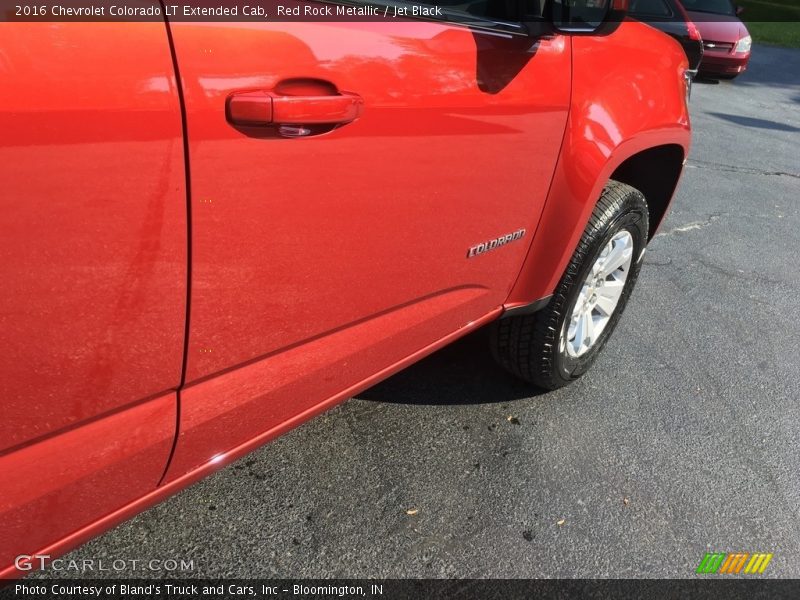 Red Rock Metallic / Jet Black 2016 Chevrolet Colorado LT Extended Cab