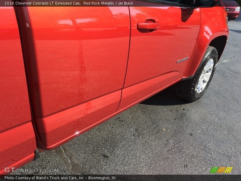 Red Rock Metallic / Jet Black 2016 Chevrolet Colorado LT Extended Cab
