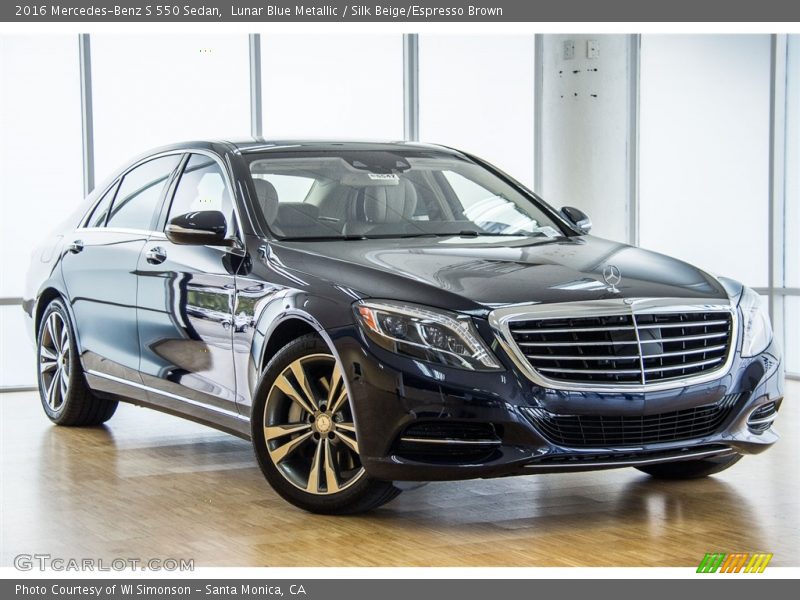 Front 3/4 View of 2016 S 550 Sedan