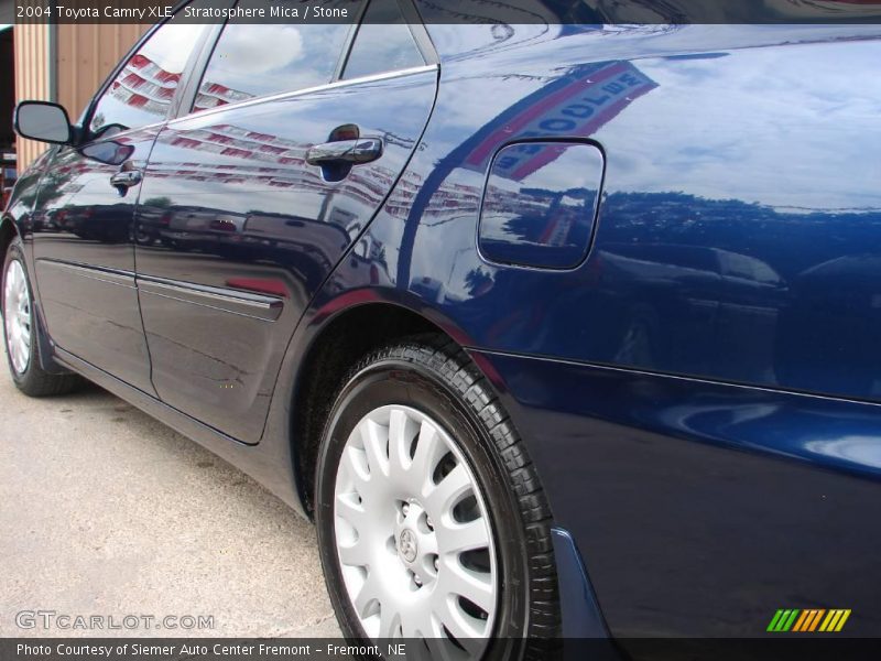Stratosphere Mica / Stone 2004 Toyota Camry XLE
