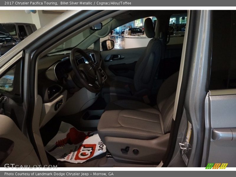 Billet Silver Metallic / Cognac/Alloy/Toffee 2017 Chrysler Pacifica Touring
