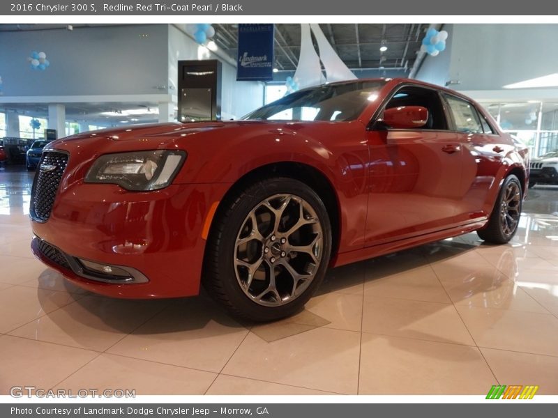 Redline Red Tri-Coat Pearl / Black 2016 Chrysler 300 S
