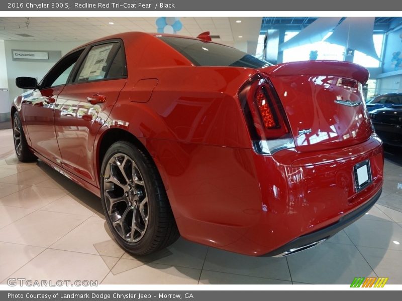 Redline Red Tri-Coat Pearl / Black 2016 Chrysler 300 S