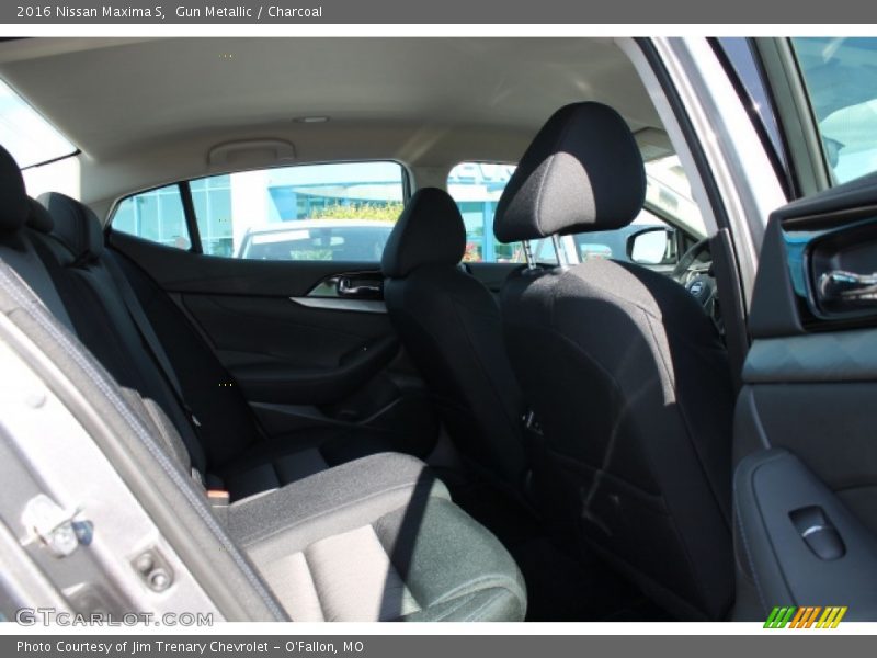 Gun Metallic / Charcoal 2016 Nissan Maxima S