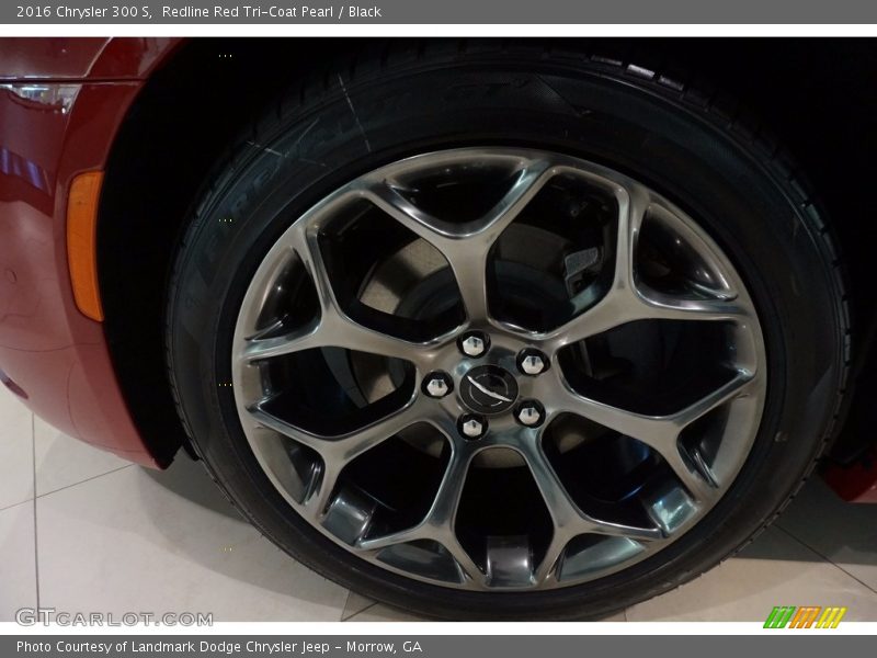 Redline Red Tri-Coat Pearl / Black 2016 Chrysler 300 S