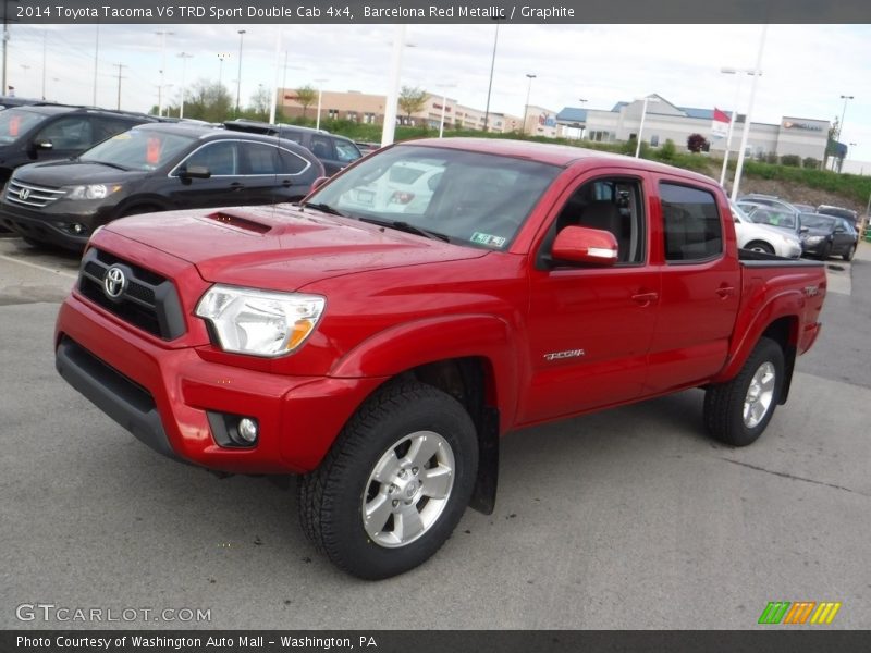 Front 3/4 View of 2014 Tacoma V6 TRD Sport Double Cab 4x4
