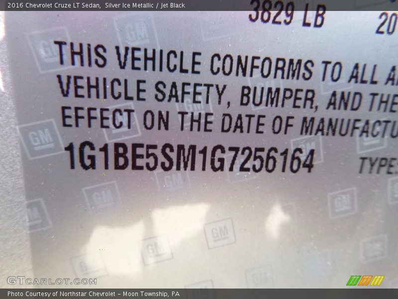 Silver Ice Metallic / Jet Black 2016 Chevrolet Cruze LT Sedan