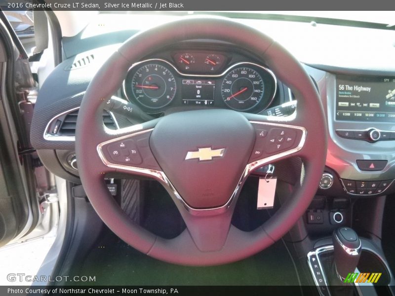 Silver Ice Metallic / Jet Black 2016 Chevrolet Cruze LT Sedan