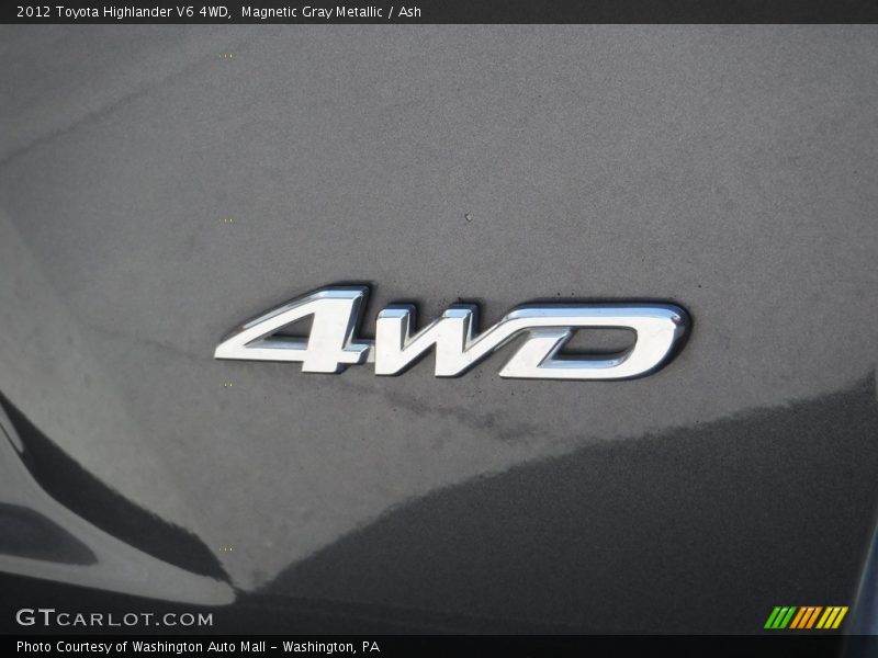 Magnetic Gray Metallic / Ash 2012 Toyota Highlander V6 4WD