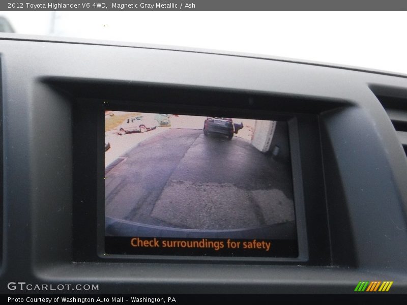 Magnetic Gray Metallic / Ash 2012 Toyota Highlander V6 4WD