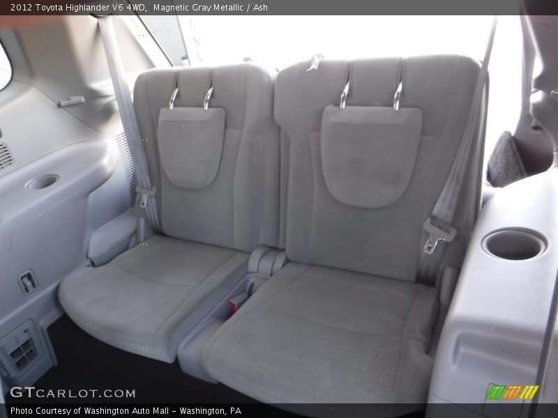Magnetic Gray Metallic / Ash 2012 Toyota Highlander V6 4WD