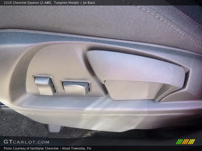 Tungsten Metallic / Jet Black 2016 Chevrolet Equinox LS AWD