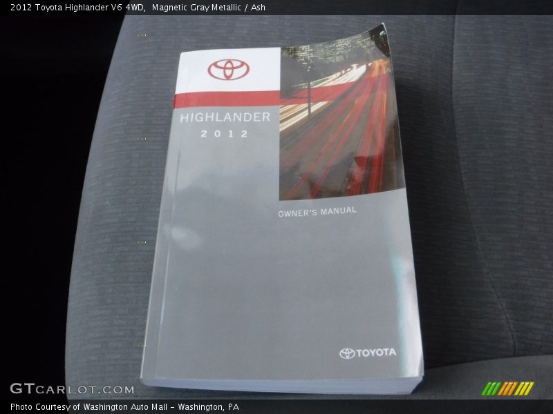 Magnetic Gray Metallic / Ash 2012 Toyota Highlander V6 4WD