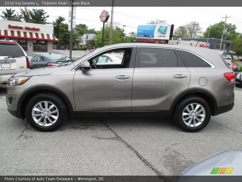 Titanium Silver / Satin Black 2016 Kia Sorento L