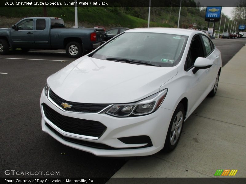 Summit White / Jet Black 2016 Chevrolet Cruze LS Sedan