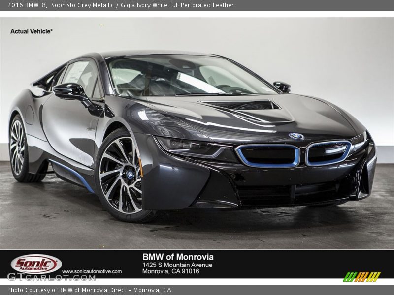 Sophisto Grey Metallic / Gigia Ivory White Full Perforated Leather 2016 BMW i8