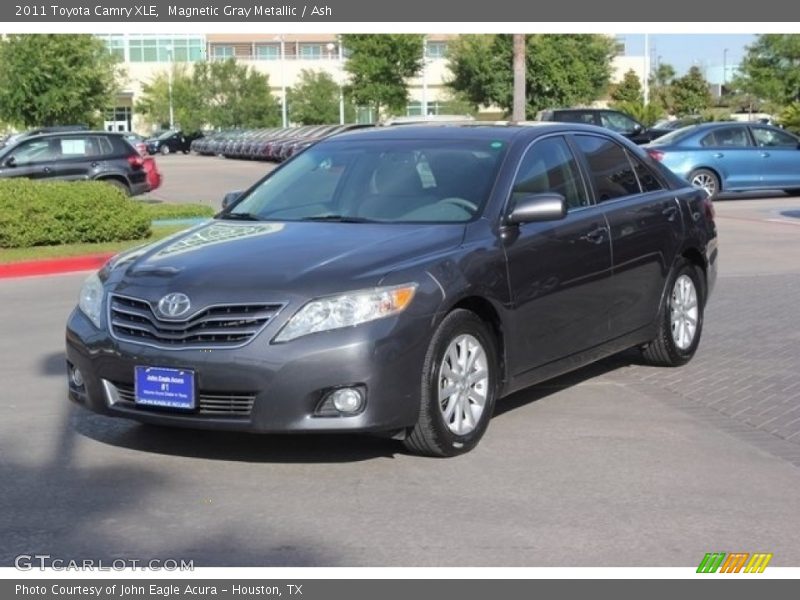 Magnetic Gray Metallic / Ash 2011 Toyota Camry XLE