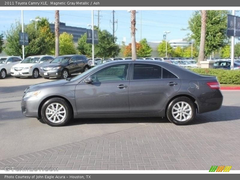 Magnetic Gray Metallic / Ash 2011 Toyota Camry XLE